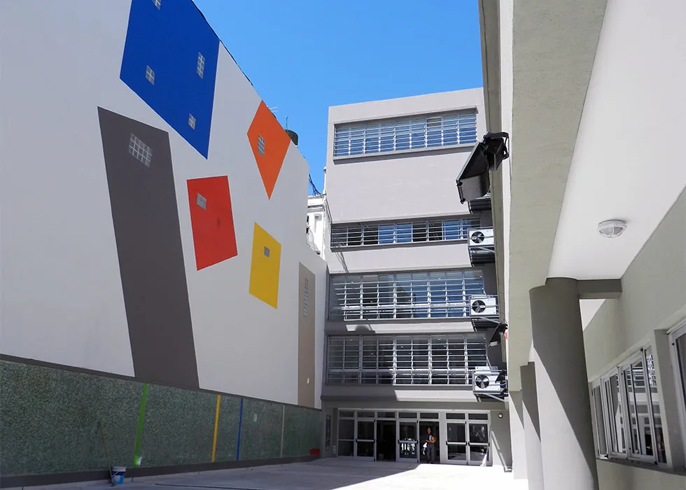 Escuela Media N° 7 M. C. Falcone