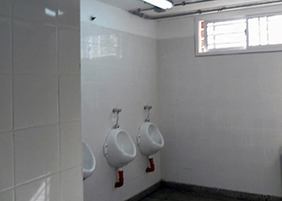 Mantenimiento escolar en comunas 1, 4, 5, 6 y 7