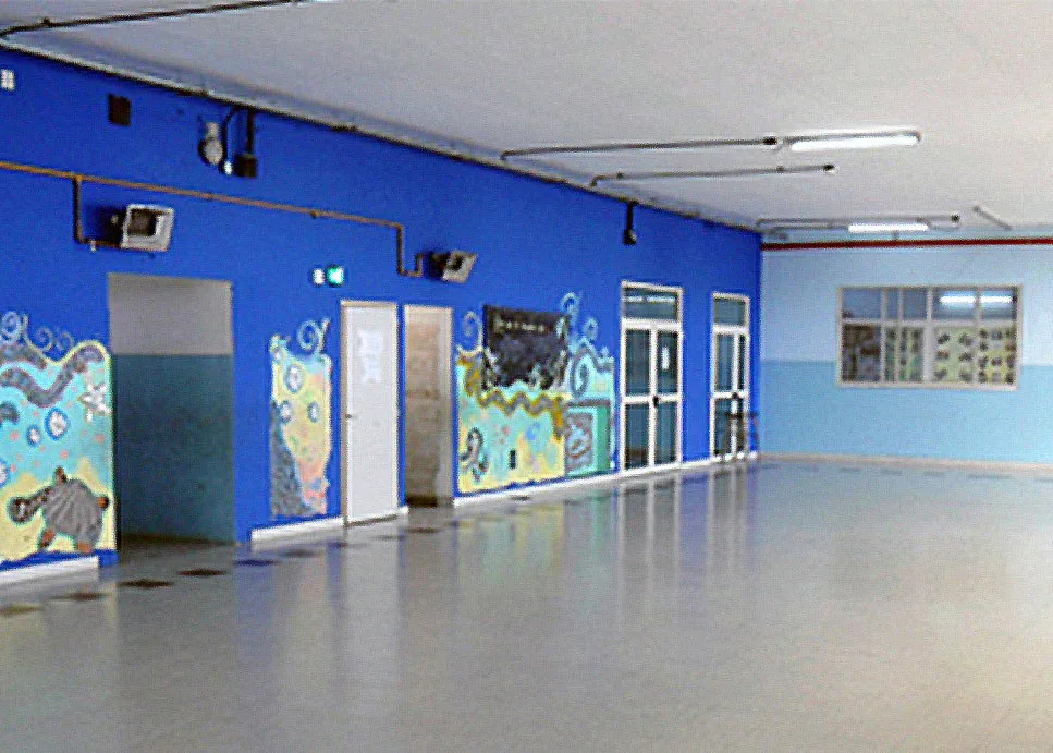 Mantenimiento escolar en comunas 8 y 9